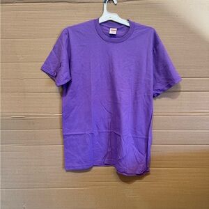 Purple supreme-blank t-shirt brand new no tags size medium